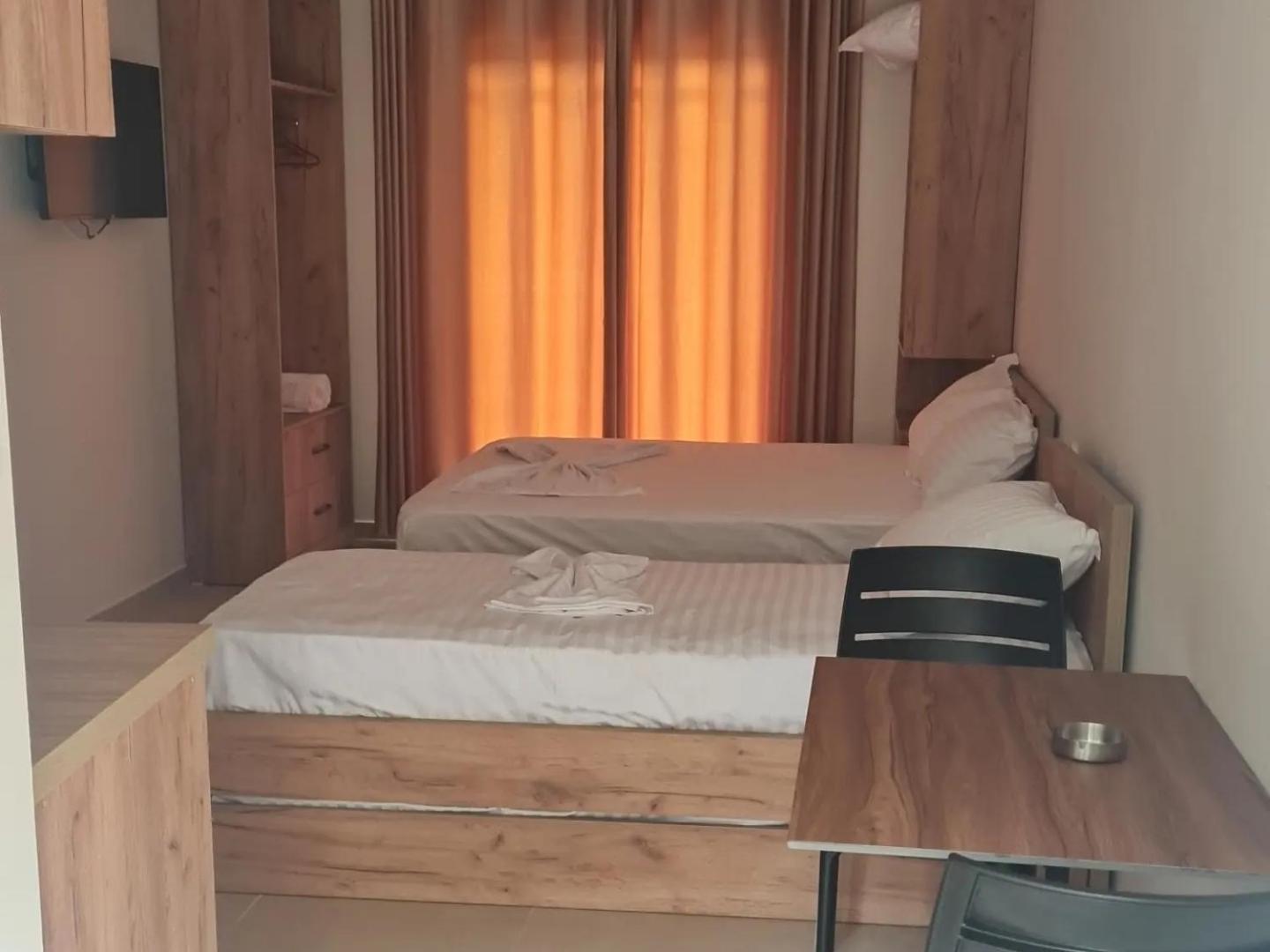 Sol Apartments Gjiri Lalzit ดูร์เรส ภายนอก รูปภาพ